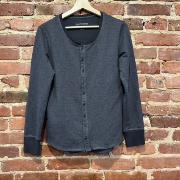 United by Blue EcoKnit Button Front Thermal Color: Mountain Ash Medium - Picture 8 of 9